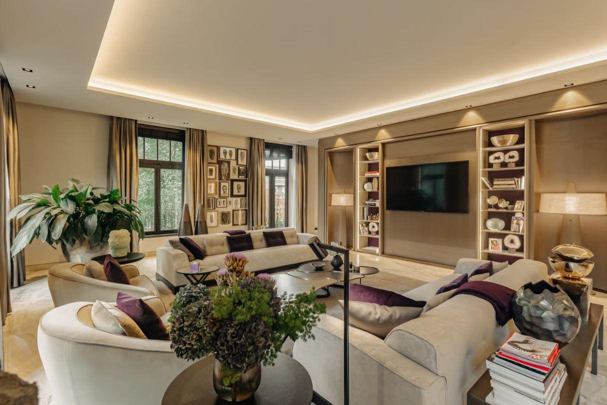 Ultra-Luxury & Elite