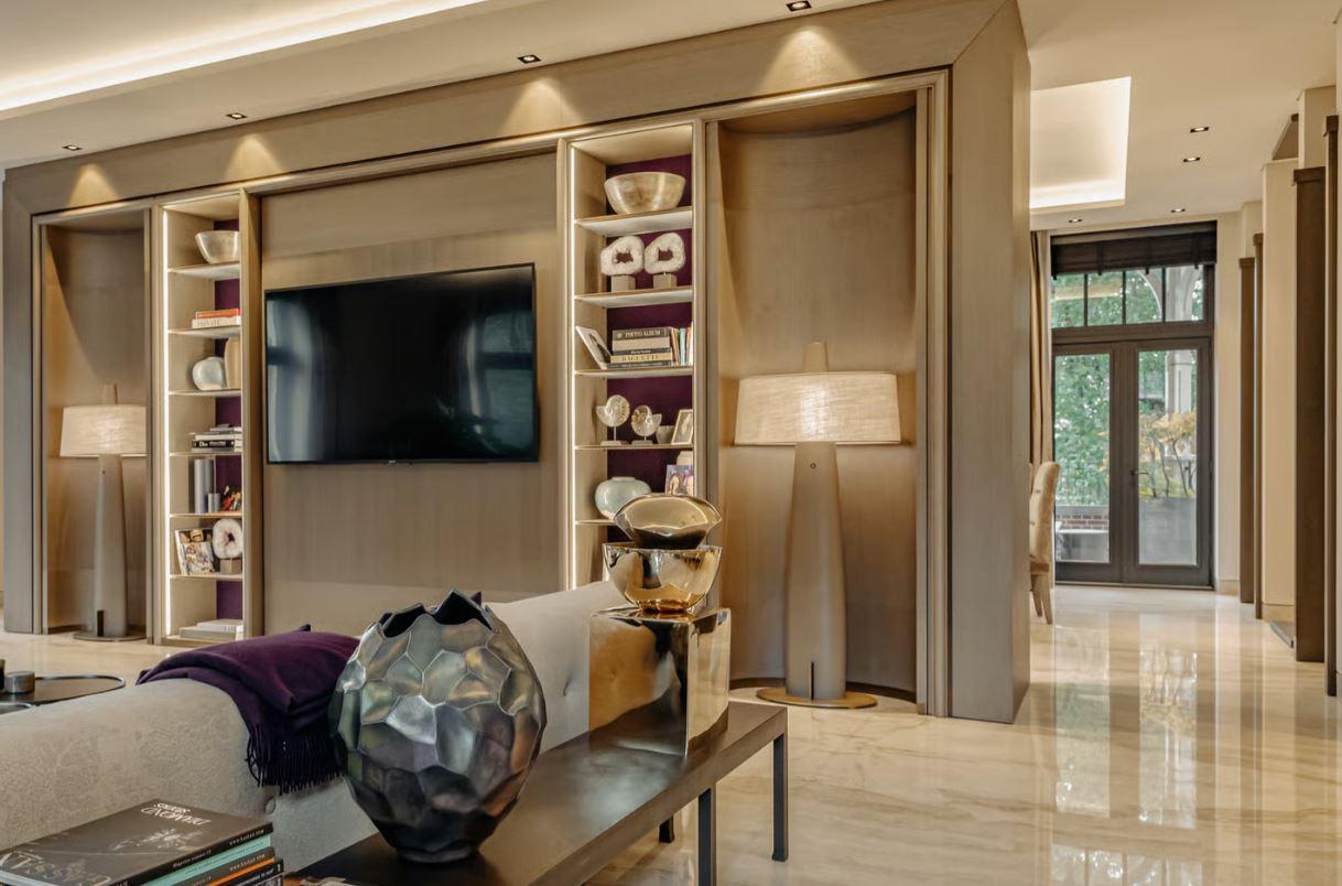 Ultra-Luxury & Elite