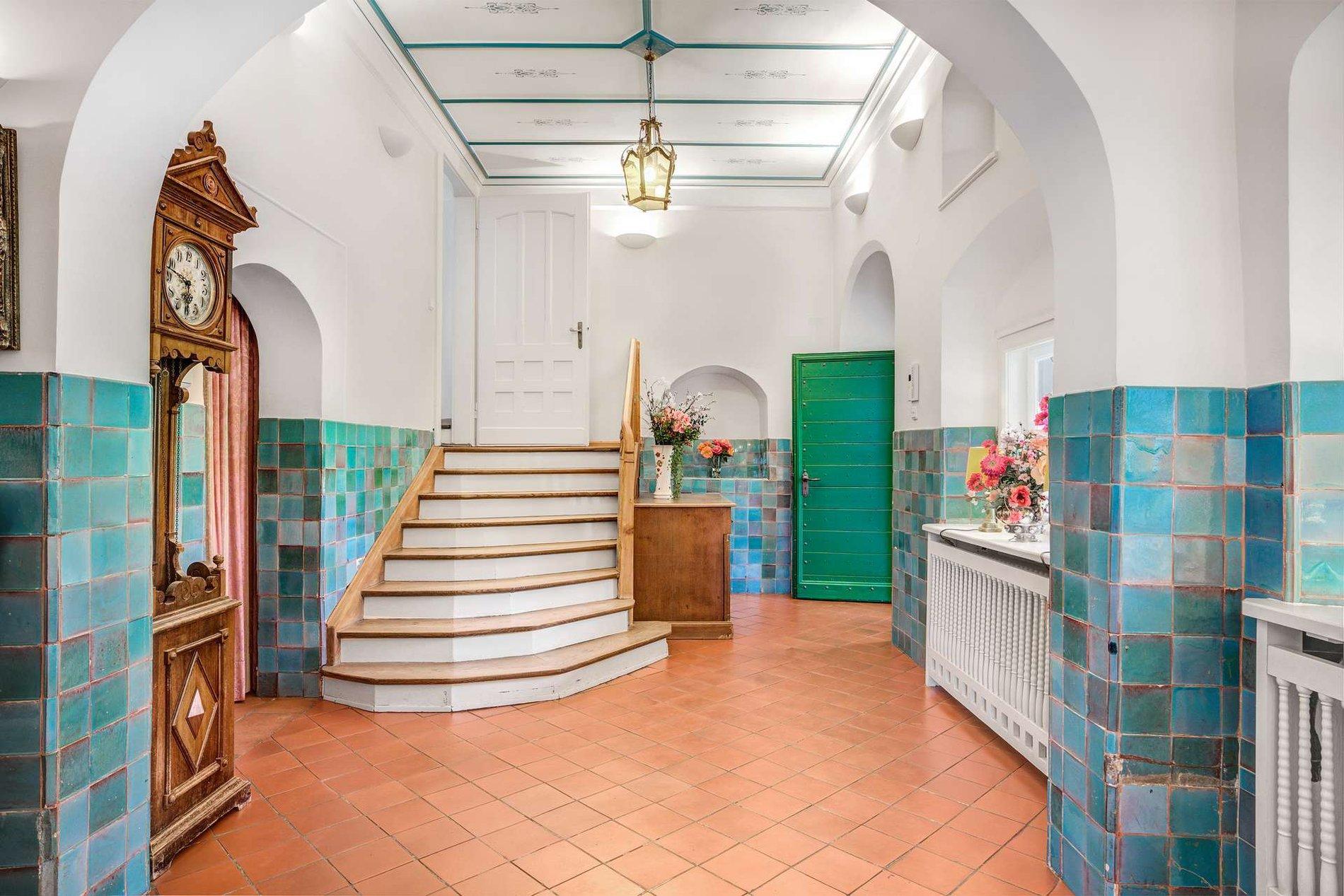 Mountain View Retreat